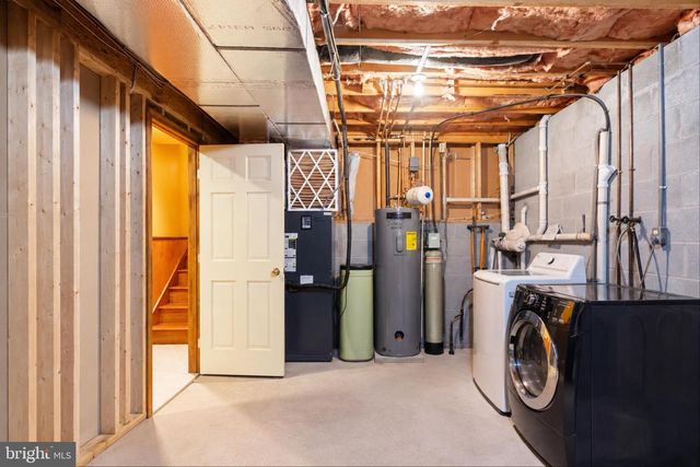 51 MASON DIXON DR, Littlestown, PA 17340