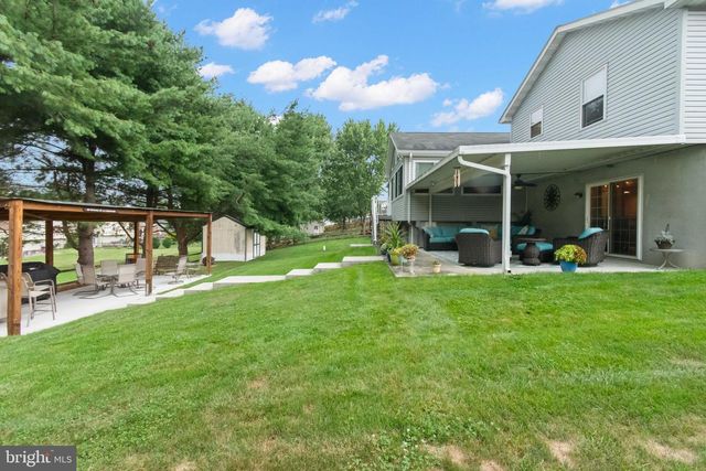 51 MASON DIXON DR, Littlestown, PA 17340