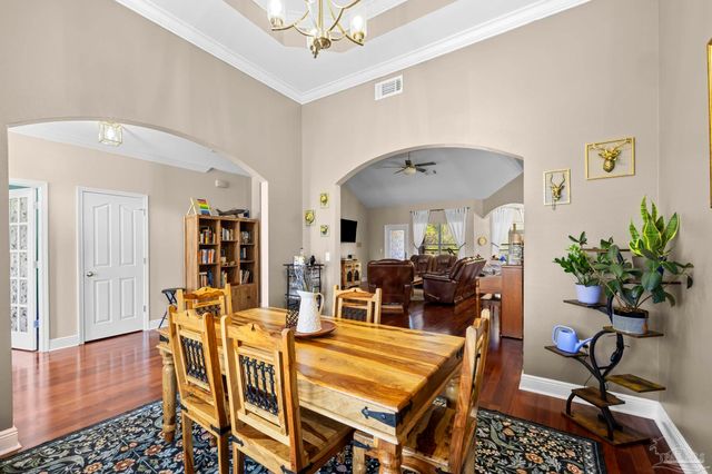 3504 Topaz Cir, Navarre, FL 32566