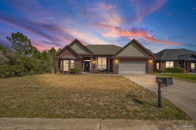 3504 Topaz Cir, Navarre, FL 32566