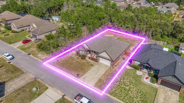 3504 Topaz Cir, Navarre, FL 32566