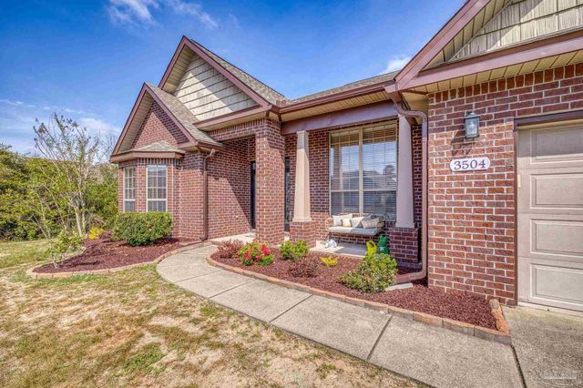 3504 Topaz Cir, Navarre, FL 32566
