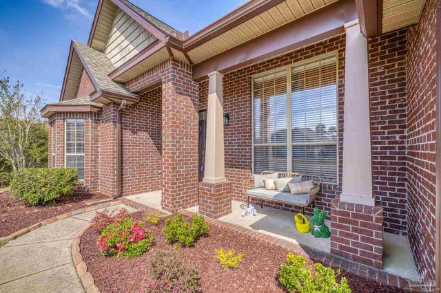 3504 Topaz Cir, Navarre, FL 32566