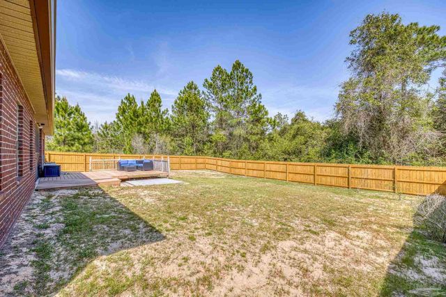 3504 Topaz Cir, Navarre, FL 32566