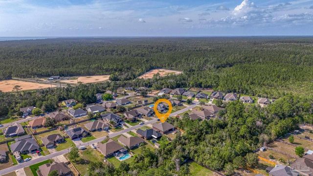 3504 Topaz Cir, Navarre, FL 32566