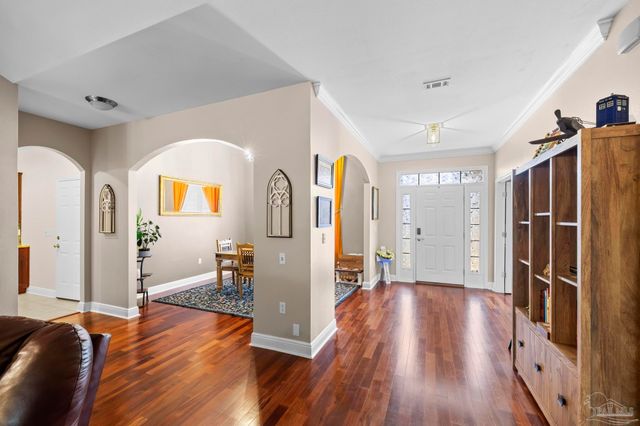 3504 Topaz Cir, Navarre, FL 32566