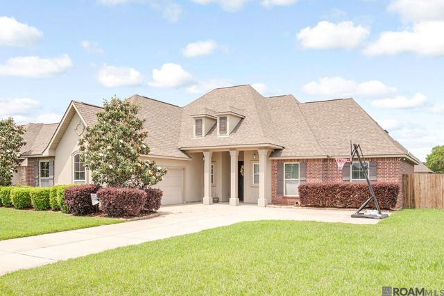 20211 Long Lake Dr, Hammond, LA 70403
