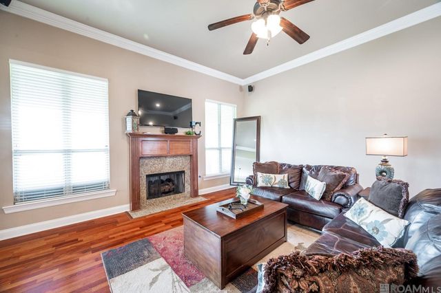 20211 Long Lake Dr, Hammond, LA 70403