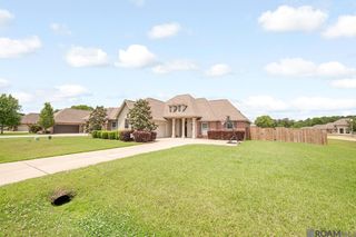 20211 Long Lake Dr, Hammond, LA 70403