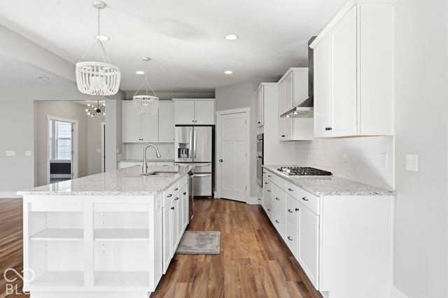 9694 Summer Hollow Drive, Fishers, IN 46037