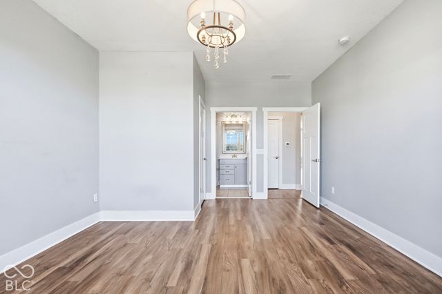 9694 Summer Hollow Drive, Fishers, IN 46037
