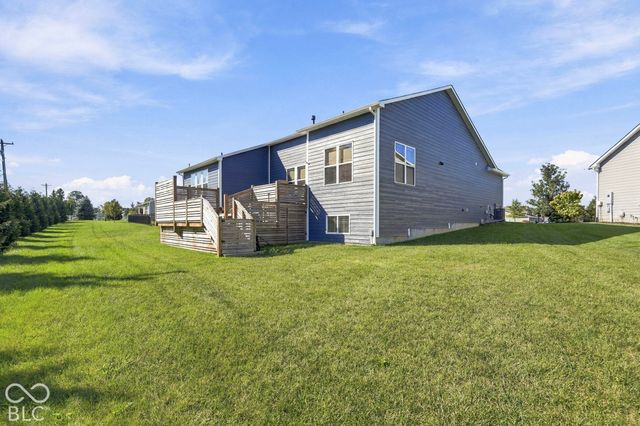 9694 Summer Hollow Drive, Fishers, IN 46037