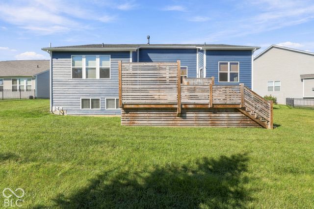 9694 Summer Hollow Drive, Fishers, IN 46037