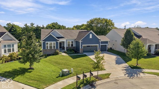 9694 Summer Hollow Drive, Fishers, IN 46037