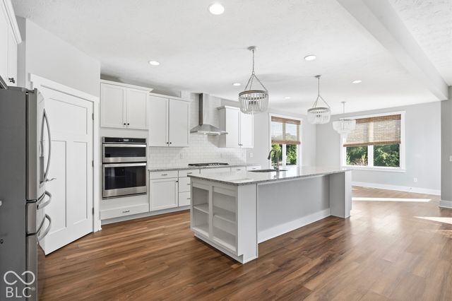 9694 Summer Hollow Drive, Fishers, IN 46037