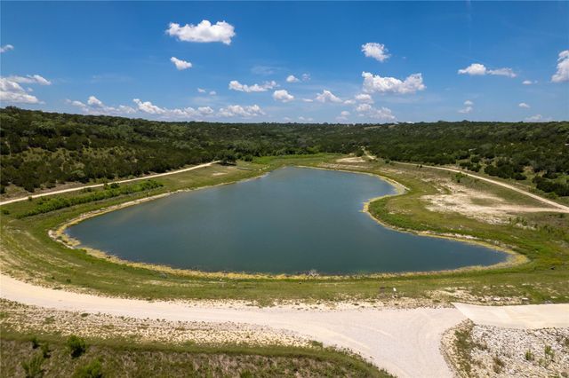 2600 Whitewater DR, Bertram, TX 78605