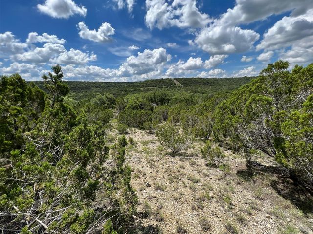 2600 Whitewater DR, Bertram, TX 78605
