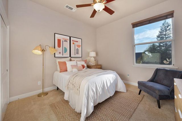 661 Westchester Dr, Folsom, CA 95630