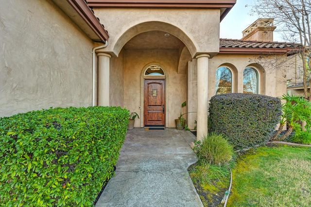 661 Westchester Dr, Folsom, CA 95630