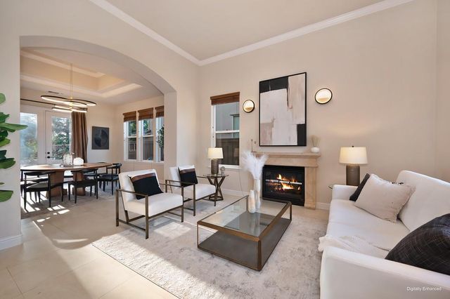 661 Westchester Dr, Folsom, CA 95630