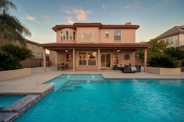 661 Westchester Dr, Folsom, CA 95630