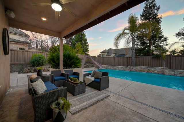 661 Westchester Dr, Folsom, CA 95630