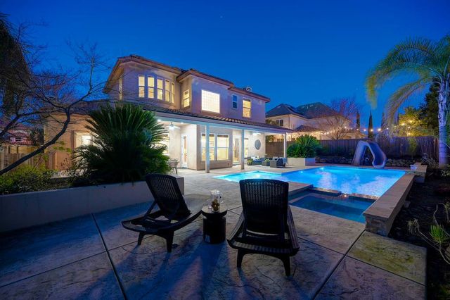 661 Westchester Dr, Folsom, CA 95630