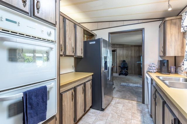 420 Silkwood Drive, 2, Redding, CA 96003