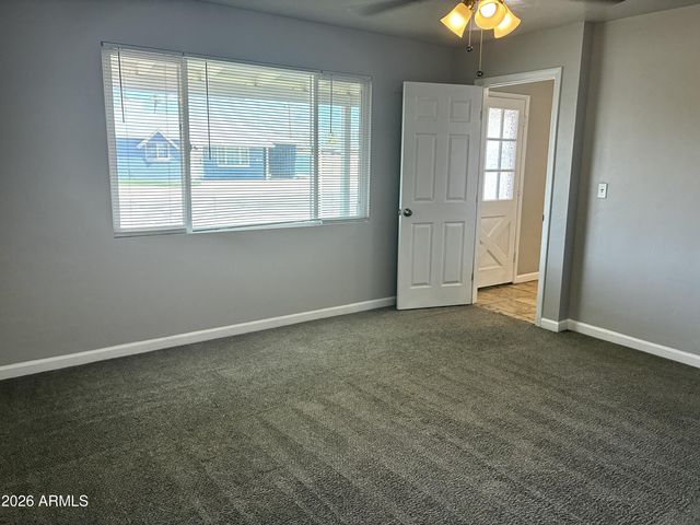 1041 W 18TH Street, Tempe, AZ 85281