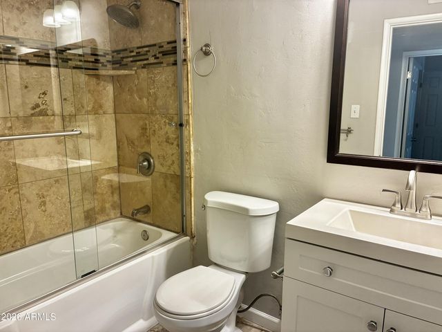 1041 W 18TH Street, Tempe, AZ 85281