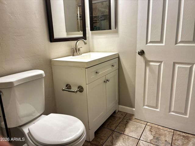 1041 W 18TH Street, Tempe, AZ 85281