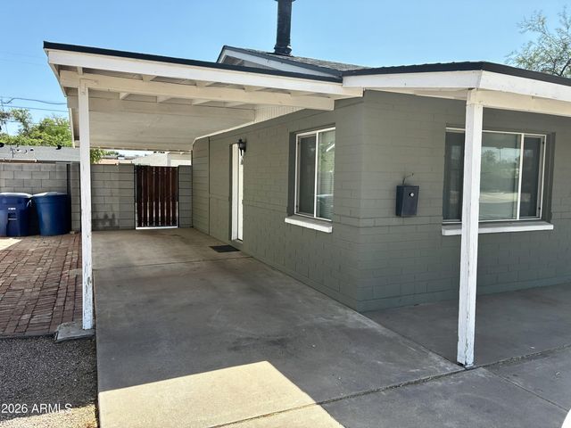 1041 W 18TH Street, Tempe, AZ 85281