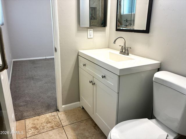 1041 W 18TH Street, Tempe, AZ 85281