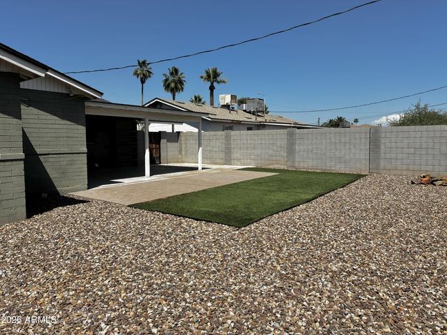 1041 W 18TH Street, Tempe, AZ 85281