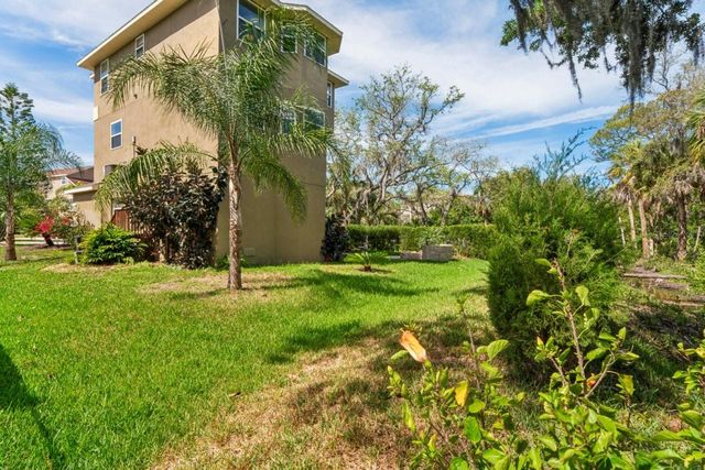 7340 BRIGHTWATERS COURT, New Port Richey, FL 34652