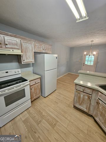 136 Henry Burch Drive, Griffin, GA 30223