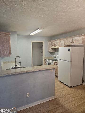 136 Henry Burch Drive, Griffin, GA 30223
