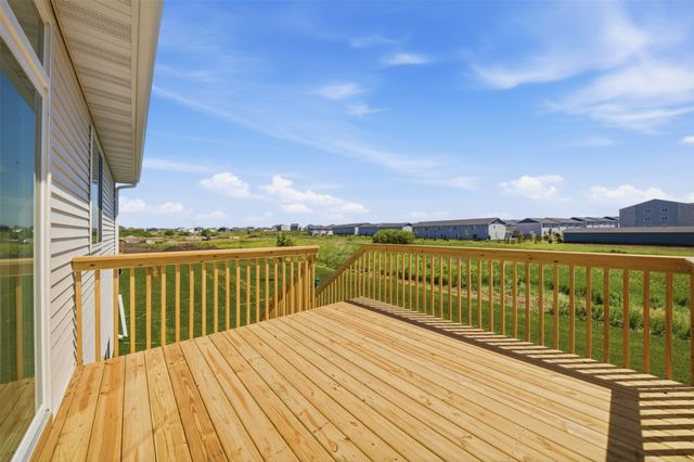 885 11th Street, Waukee, IA 50263