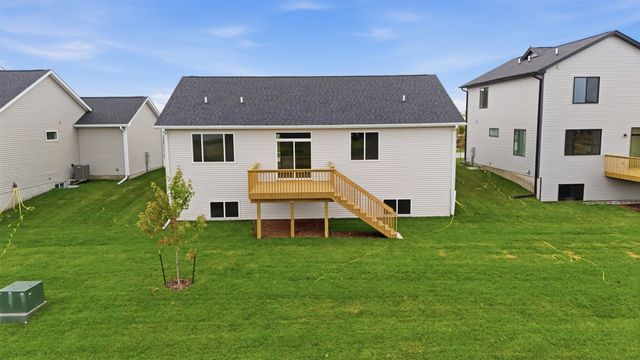 885 11th Street, Waukee, IA 50263