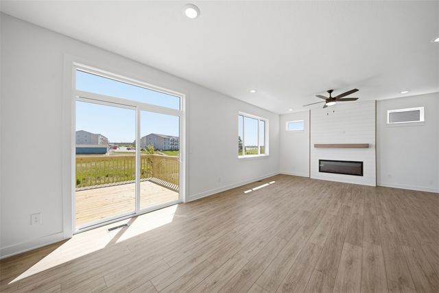 885 11th Street, Waukee, IA 50263