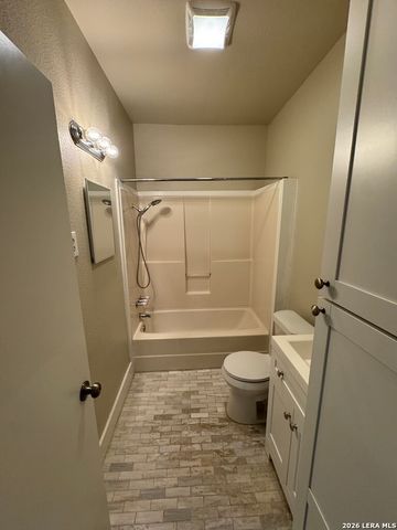 1811 McKinley Ave, San Antonio, TX 78210