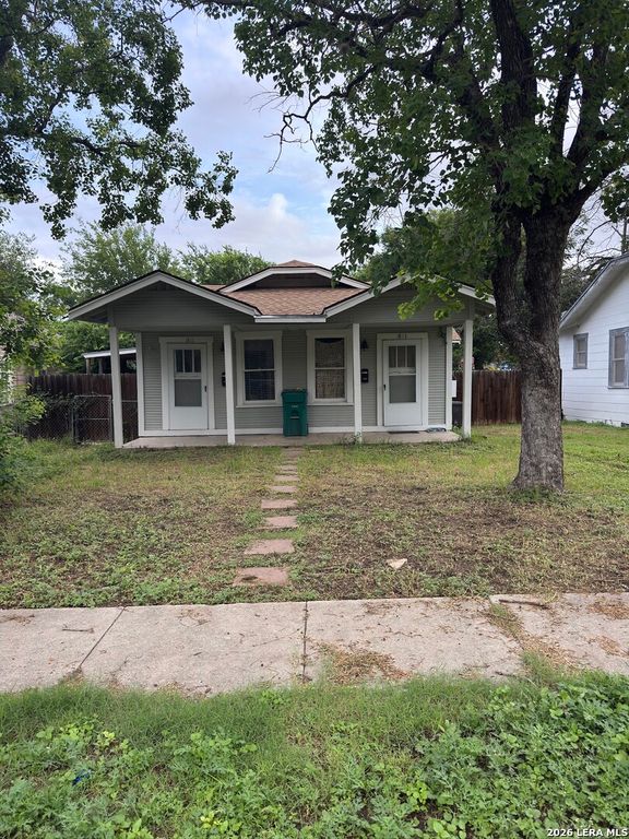 1811 McKinley Ave, San Antonio, TX 78210