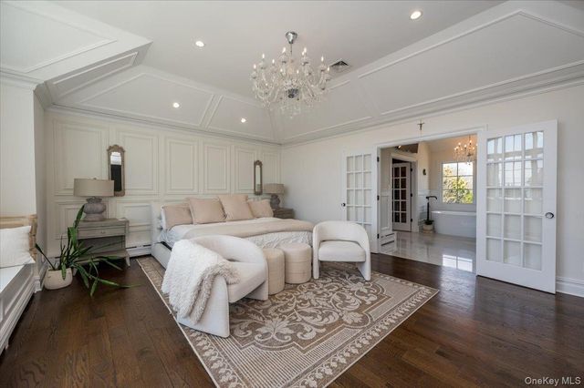 225 Harbor Lane, Massapequa Park, NY 11762