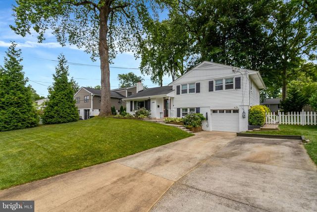 7505 HOGARTH ST, Springfield, VA 22151