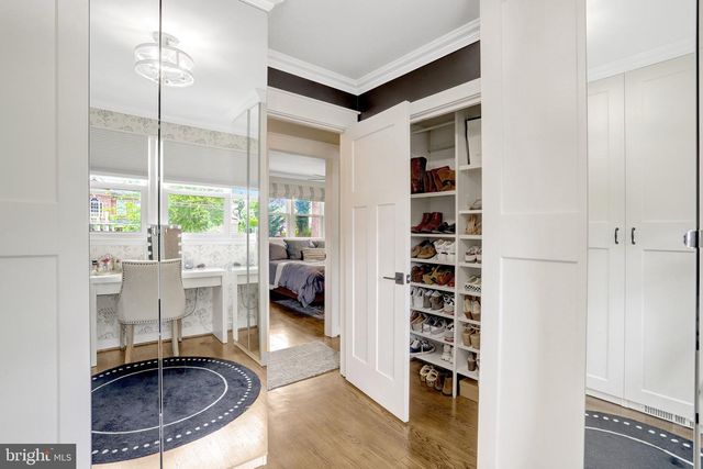 7505 HOGARTH ST, Springfield, VA 22151