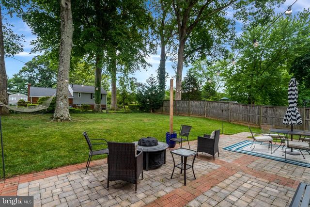 7505 HOGARTH ST, Springfield, VA 22151