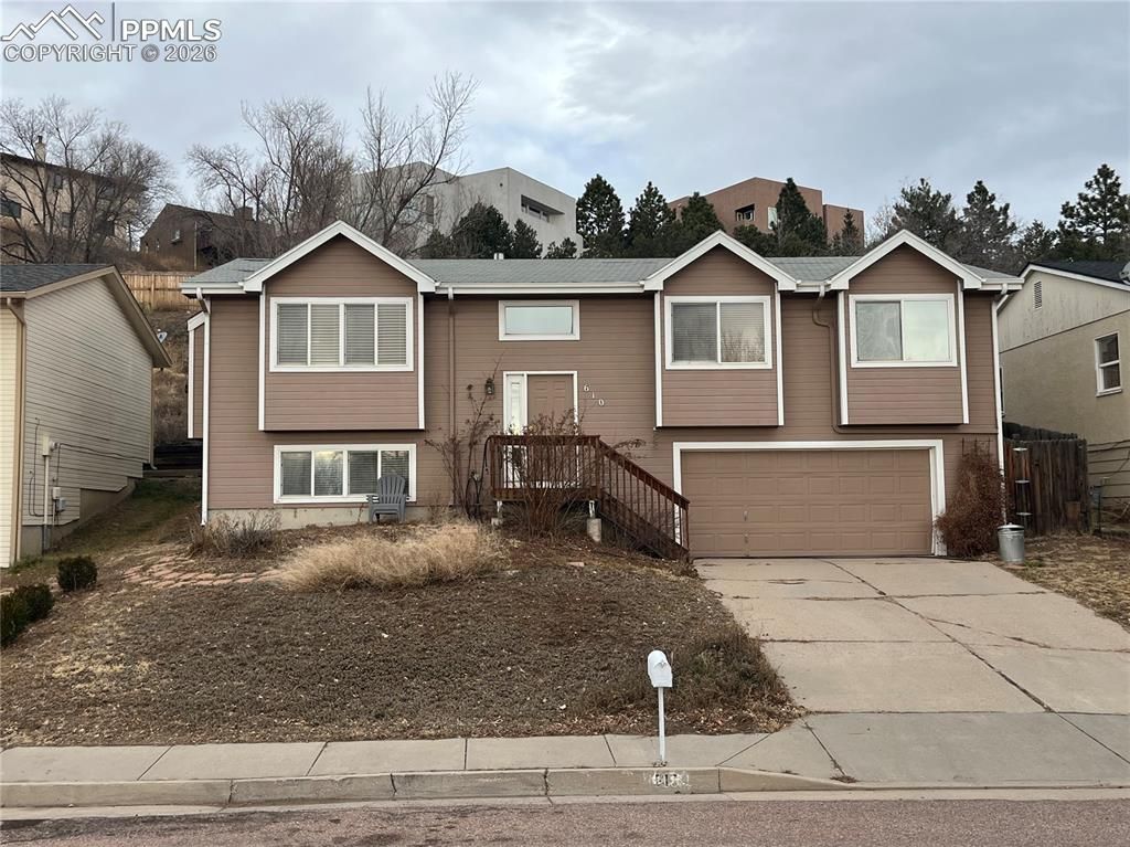 610 Superior Street, Colorado Springs, CO 80904
