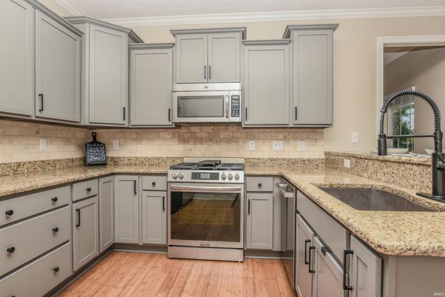 5911 Solomon Harmon Way, Whitestown, IN 46075
