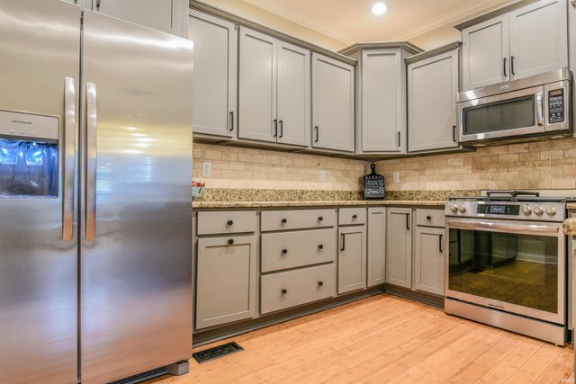 5911 Solomon Harmon Way, Whitestown, IN 46075