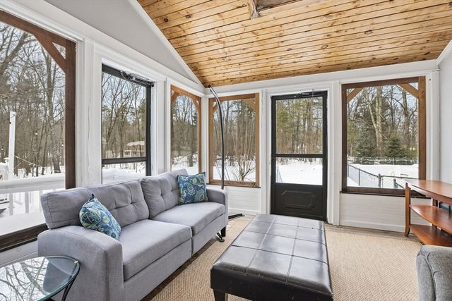 179 Wyman Rd, Groton, MA 01450